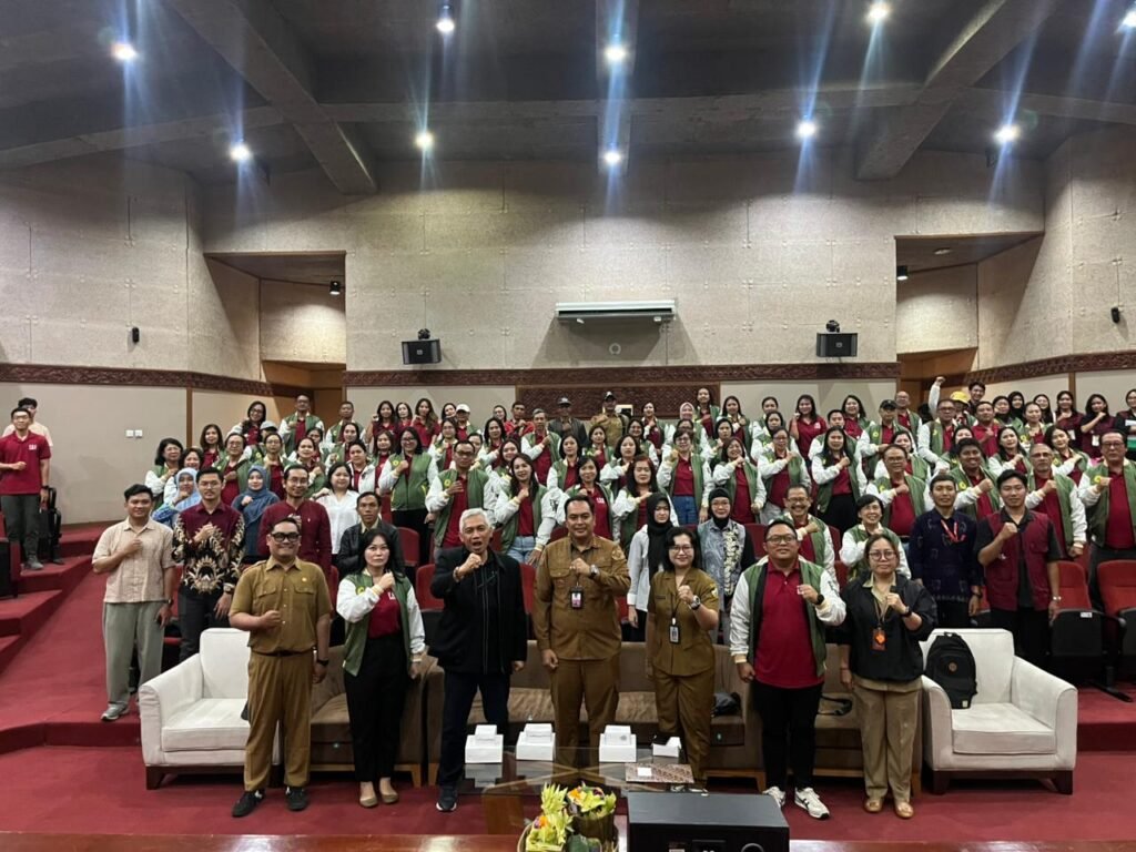 FKG Unmas Denpasar Gelar Bakti Sosial Pemeriksaan Gigi Gratis di Tujuh Desa Kintamani